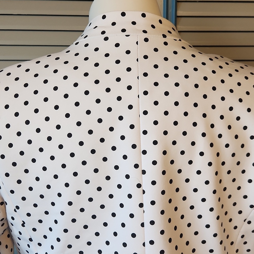 Carmen Marc Valvo White & Black Polka Dot Blazer - Picture 11 of 14
